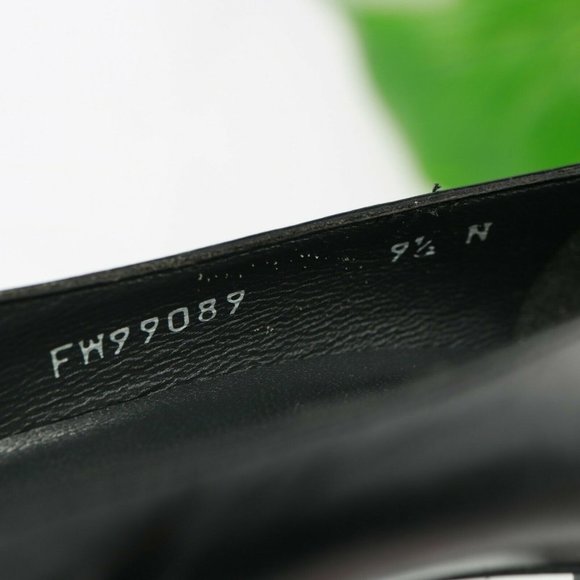 Stuart Weitzman Dress Pump Size 9.5 Black Leather Classic Stiletto High Heel - Picture 11 of 11